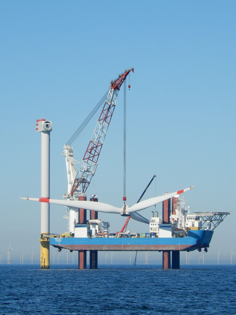 Main-Component-Exchange-Stern-Jack-Up-Nordsee-One-Wind-Multiplikator